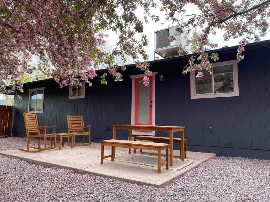 Walk To Gc Train Depot And Route 66, King Beds, Game Room, Bbq, Firepit Уилямс Екстериор снимка
