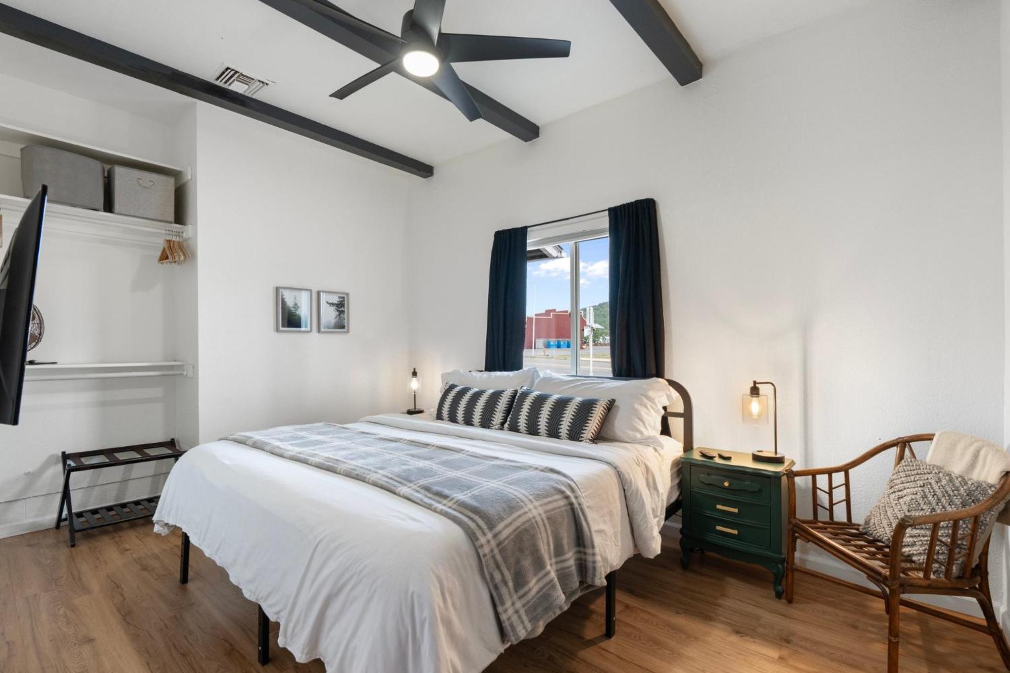 Walk To Gc Train Depot And Route 66, King Beds, Game Room, Bbq, Firepit Уилямс Екстериор снимка